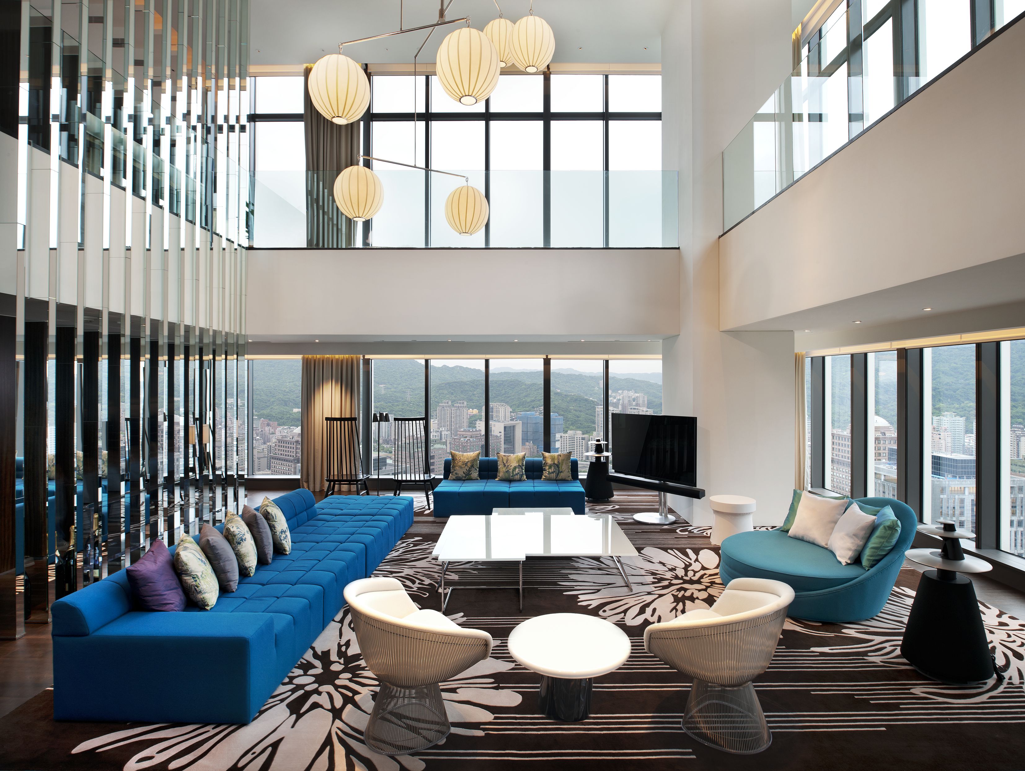 Lady Gaga這幾天來台舉行演唱會，大膽作風和造型前衛